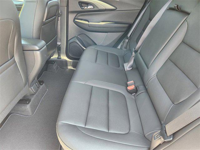 Photo of 2026 Iridescent Pearl Tricoat Chevrolet Trailblazer