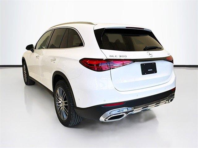 Photo of 2025 Polar White Mercedes-Benz GLC 300