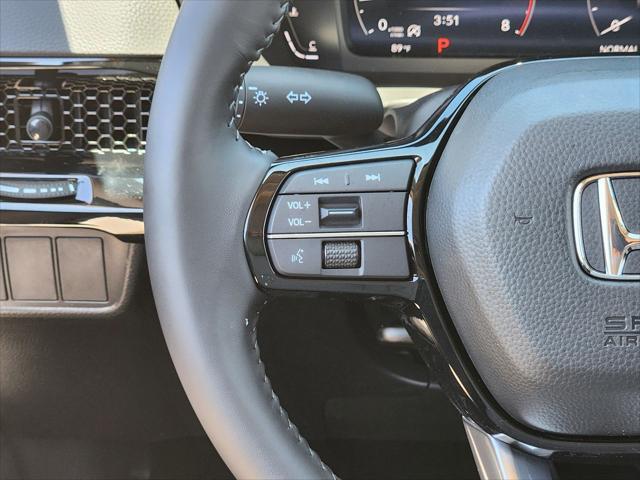 Photo of 2026 Platinum White Pearl Honda CR-V