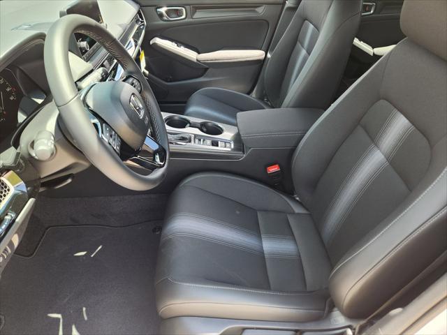 Photo of 2025 Platinum White Pearl Honda Civic