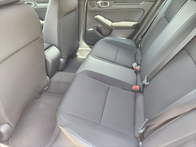 Photo of 2025 Platinum White Pearl Honda Civic