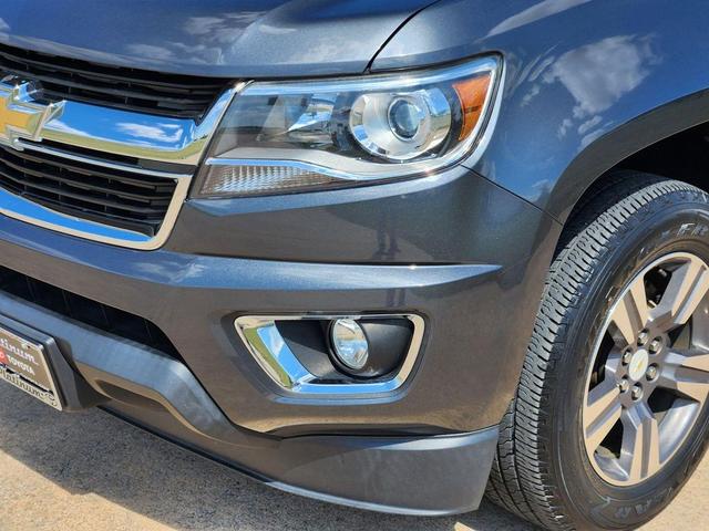 Photo of 2016 Cyber Gray Metallic Chevrolet Colorado