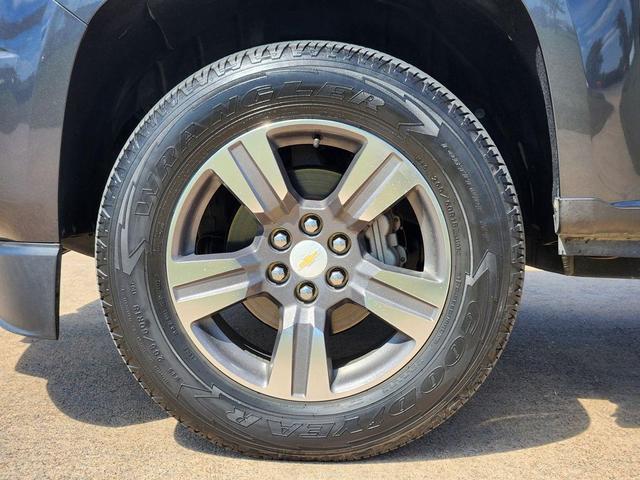 Photo of 2016 Cyber Gray Metallic Chevrolet Colorado