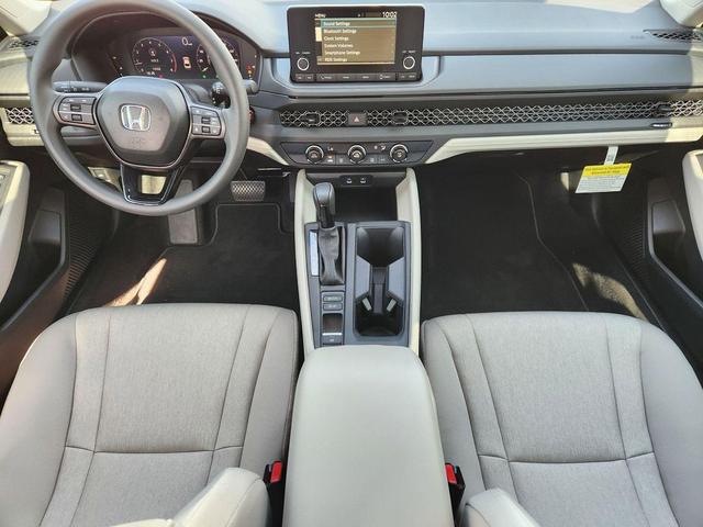 Photo of 2025 Platinum White Pearl Honda Accord