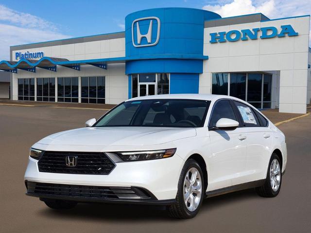 Photo of 2025 Platinum White Pearl Honda Accord