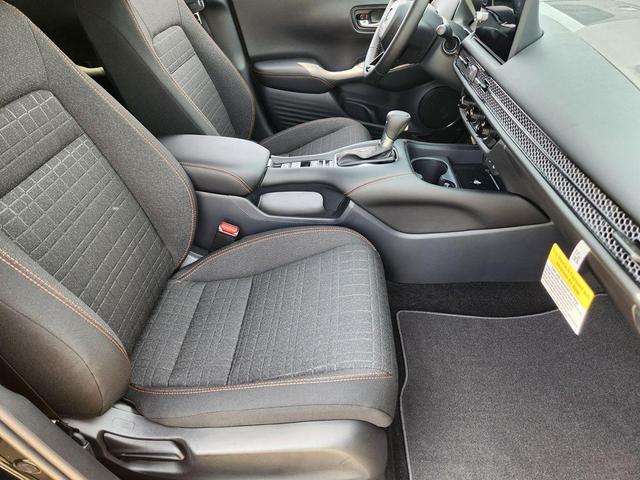 Photo of 2026 Crystal Black Pearl Honda HR-V