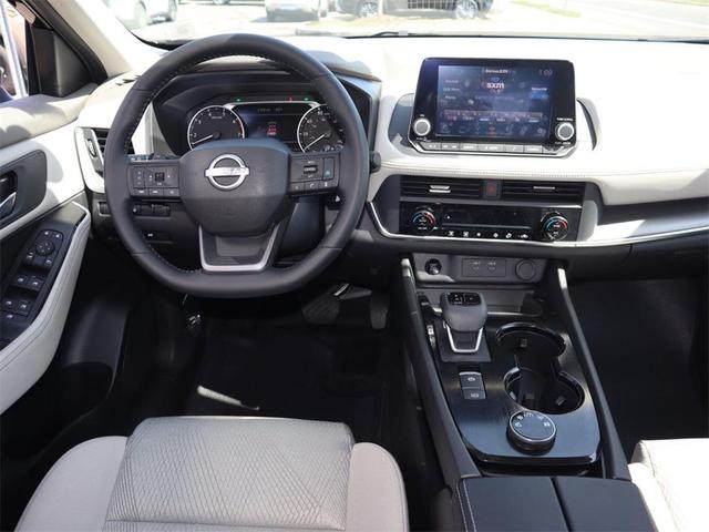 Photo of 2025 Super Black Nissan Rogue