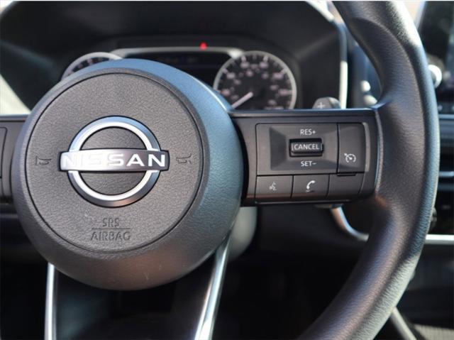 Photo of 2023 Super Black Nissan Rogue