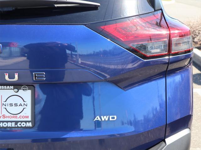 Photo of 2023 Caspian Blue Metallic Nissan Rogue