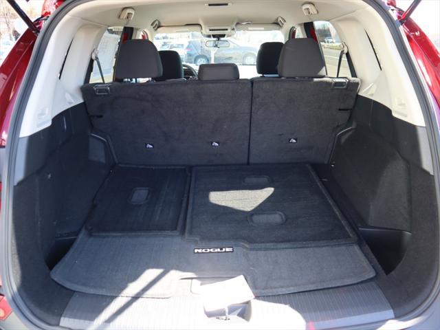 Photo of 2023 Scarlet Ember Tintcoat Nissan Rogue