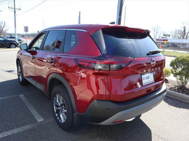 Photo of 2023 Scarlet Ember Tintcoat Nissan Rogue