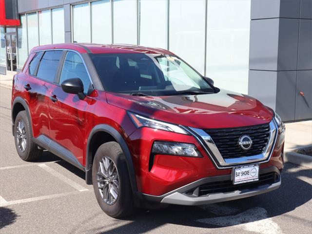 Photo of 2023 Scarlet Ember Tintcoat Nissan Rogue