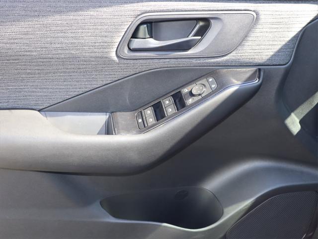 Photo of 2023 Scarlet Ember Tintcoat Nissan Rogue