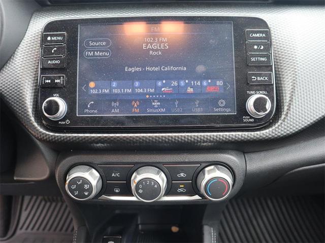 Photo of 2023 Scarlet Ember Tintcoat Nissan Kicks