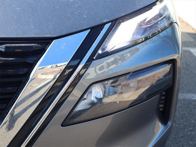 Photo of 2023 Gun Metallic Nissan Rogue