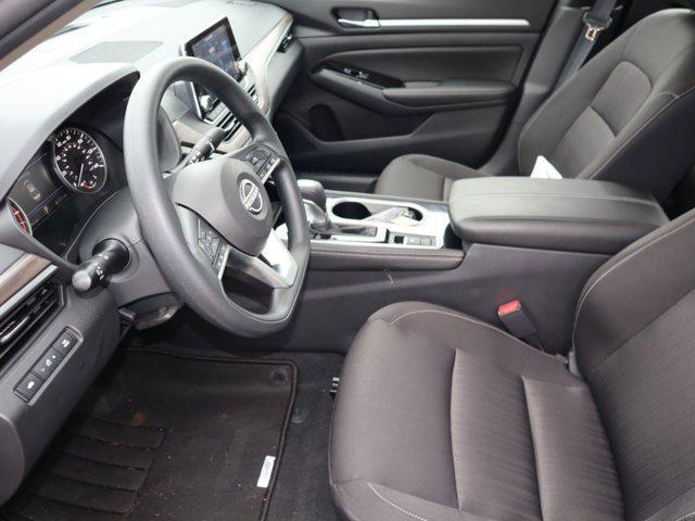 Photo of 2023 Super Black Nissan Altima