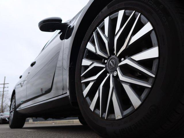 Photo of 2023 Super Black Nissan Altima