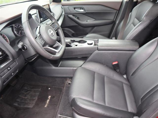 Photo of 2022 Scarlet Ember Tintcoat Nissan Rogue
