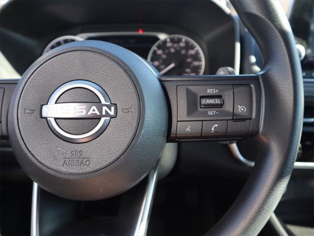 Photo of 2023 Super Black Nissan Rogue