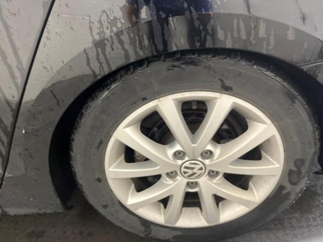 Photo of 2015 Black Volkswagen Jetta