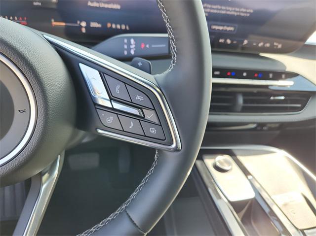 Photo of 2025 Summit White Buick Enclave
