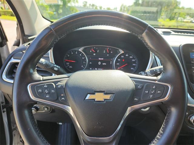 Photo of 2019 Iridescent Pearl Tricoat Chevrolet Equinox