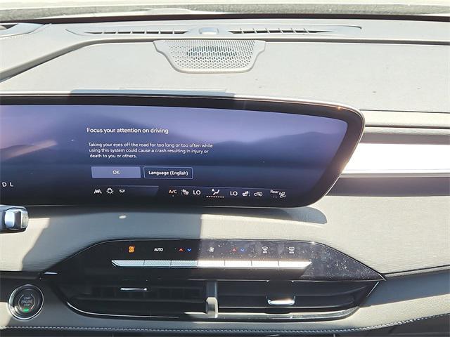 Photo of 2025 Moonstone Buick Enclave