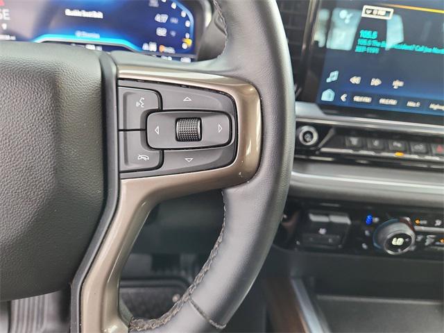 Photo of 2024 Iridescent Pearl Tricoat Chevrolet Silverado 3500