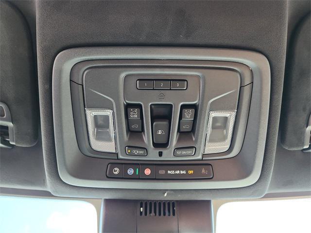 Photo of 2026 Summit White GMC Sierra 2500