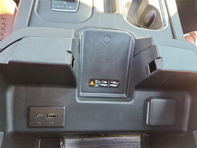 Photo of 2026 Summit White GMC Sierra 2500