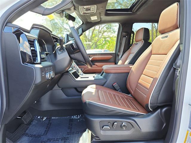 Photo of 2026 Summit White GMC Sierra 2500