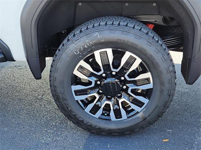 Photo of 2026 Summit White GMC Sierra 2500