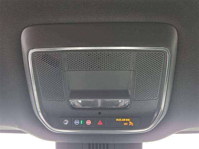 Photo of 2025 Summit White GMC Sierra EV