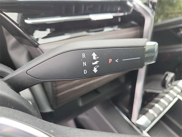 Photo of 2025 Summit White GMC Sierra EV