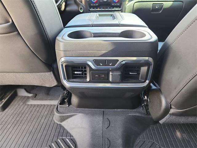 Photo of 2022 Iridescent Pearl Tricoat Chevrolet Silverado 2500