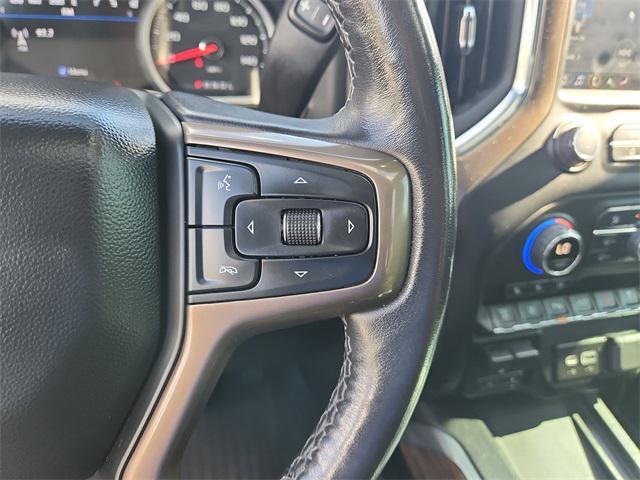 Photo of 2022 Iridescent Pearl Tricoat Chevrolet Silverado 2500