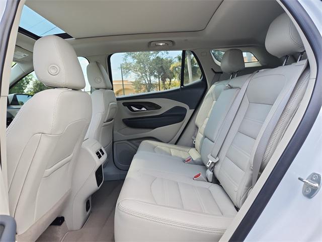 Photo of 2023 White Frost Tricoat GMC Terrain