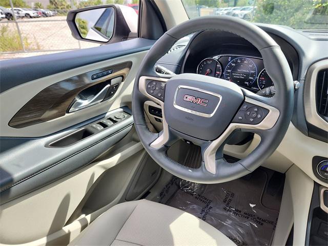 Photo of 2023 White Frost Tricoat GMC Terrain