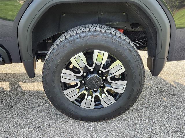 Photo of 2025 Titanium GMC Sierra 2500