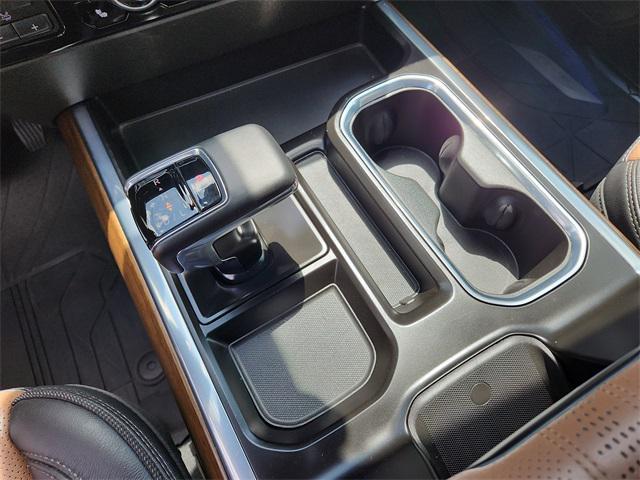 Photo of 2023 Iridescent Pearl Tricoat Chevrolet Silverado 1500