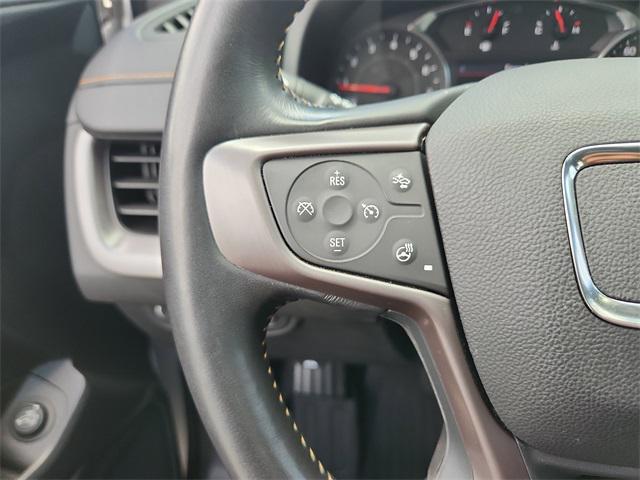 Photo of 2022 Summit White GMC Terrain