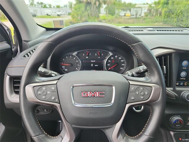 Photo of 2022 Summit White GMC Terrain