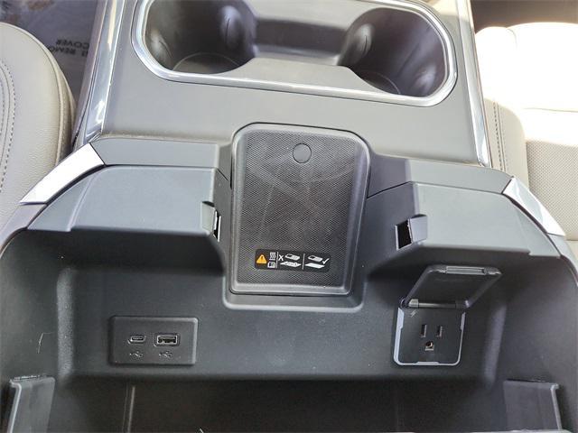 Photo of 2025 Summit White GMC Sierra 2500