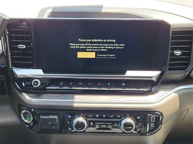 Photo of 2025 Summit White GMC Sierra 2500