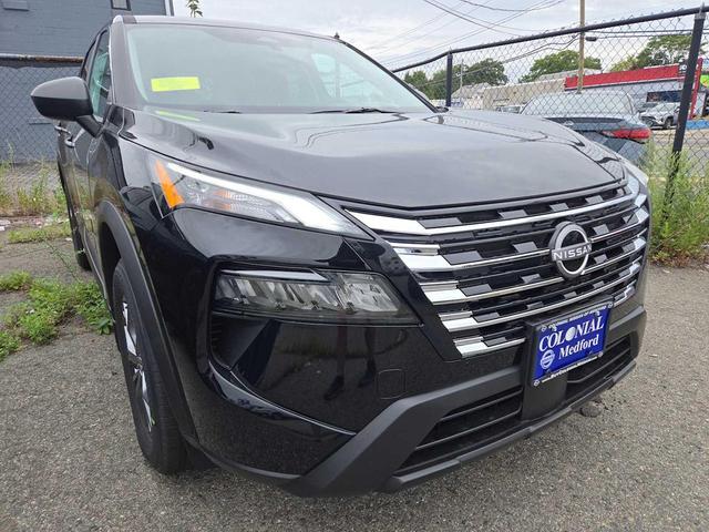 Photo of 2026 Super Black Nissan Rogue