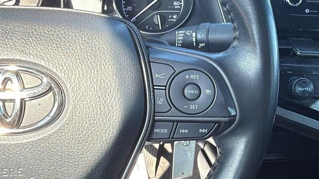 Photo of 2021 Super White Toyota Camry