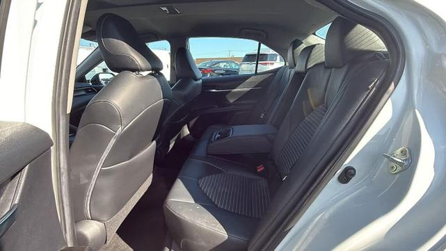 Photo of 2021 Super White Toyota Camry