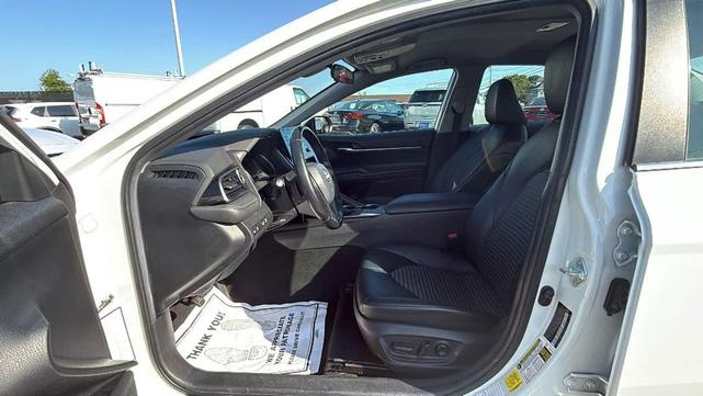 Photo of 2021 Super White Toyota Camry