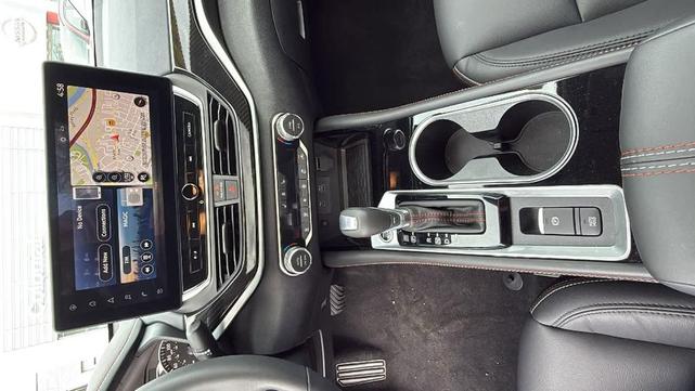 Photo of 2024 Gun Metallic Nissan Altima