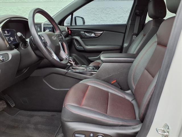 Photo of 2022 Iridescent Pearl Tricoat Chevrolet Blazer